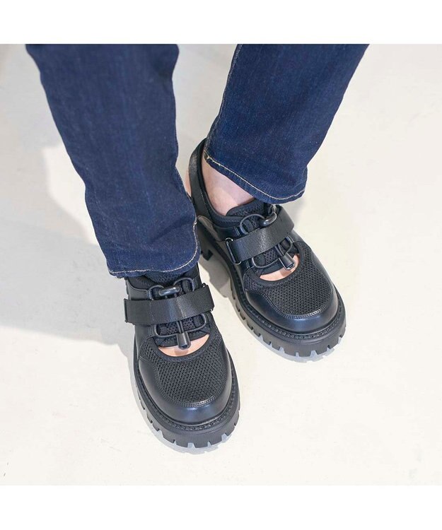 ing <ing>厚底スニーカーサンダル ブラック