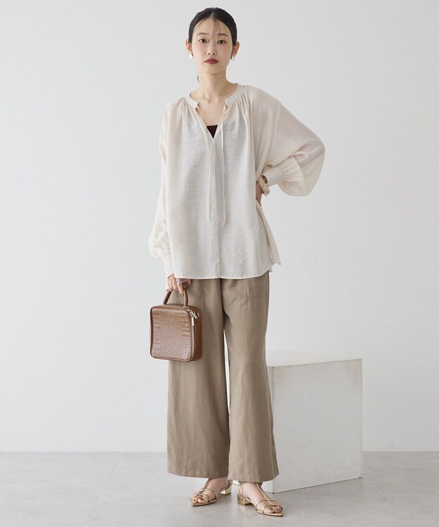 AMERICAN HOLIC スキッパーギャザーブラウス Ivory