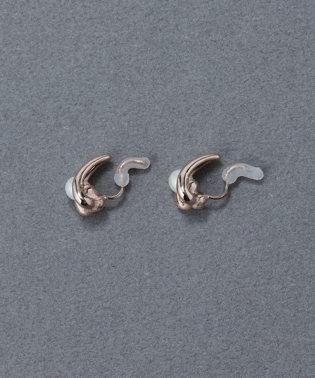 Phoebe 〈痛くないシリーズ/金属アレルギー対応〉ドロップパールライトフィットイヤリング シャンパンゴールド