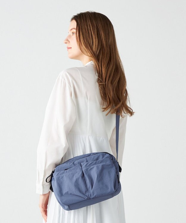 LA BAGAGERIE 【MONICA】フロントポケットショルダーバッグ ダークブルー