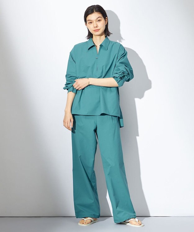 HELLY HANSEN ロングスリーブソルナラッシュプルオーバー アルジーグリーン