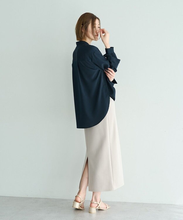 YECCA VECCA 2way裾アレンジパール釦ブラウス Navy