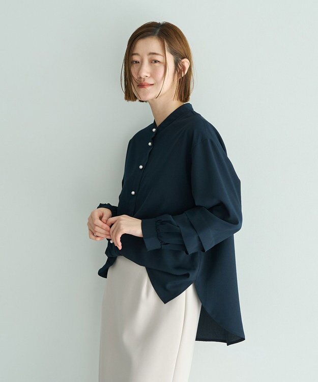YECCA VECCA 2way裾アレンジパール釦ブラウス Navy