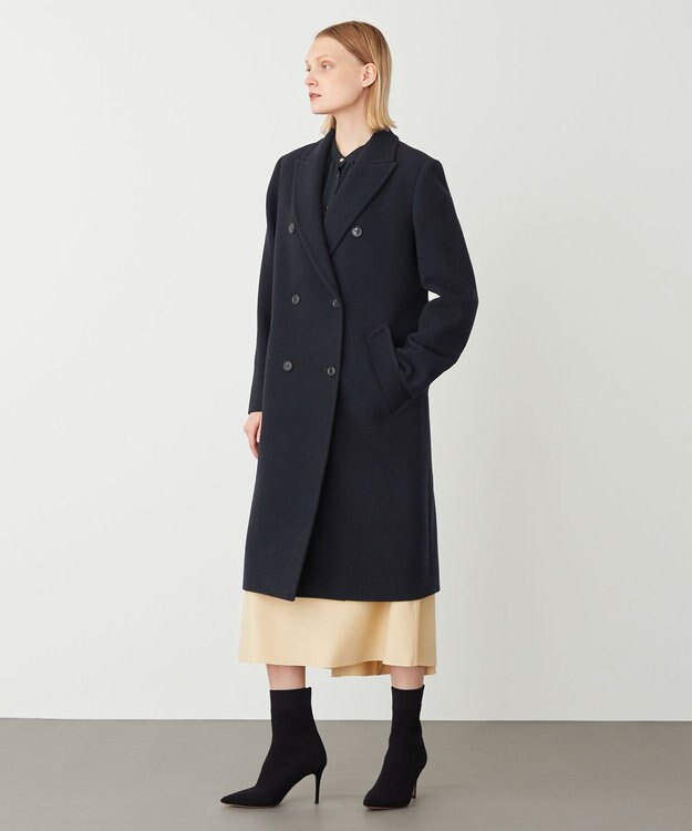 BEIGE， LAIRES / チェスターコート Navy