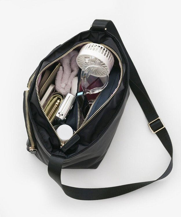 TOCCA 【WEB＆一部店舗限定】VIA METRO POCHETTE ポシェットバッグ ブラック系