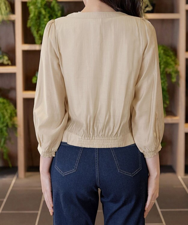 Tiaclasse パールボタンシアーブルゾン ベージュ