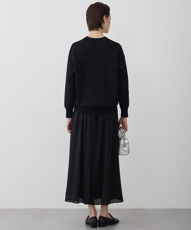 ICB 【先行予約】 コットンポリエステルスムース Vネックニット トープ×ブラック