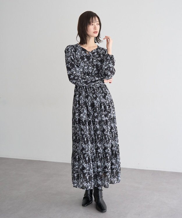 YECCA VECCA ボタニカル柄ボウタイプリーツワンピース Black