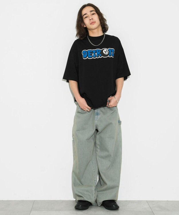 WEGO 【ユニセックス着用ITEM/ネックレス付き】アクセ付きグラフィックT（S） ブラック