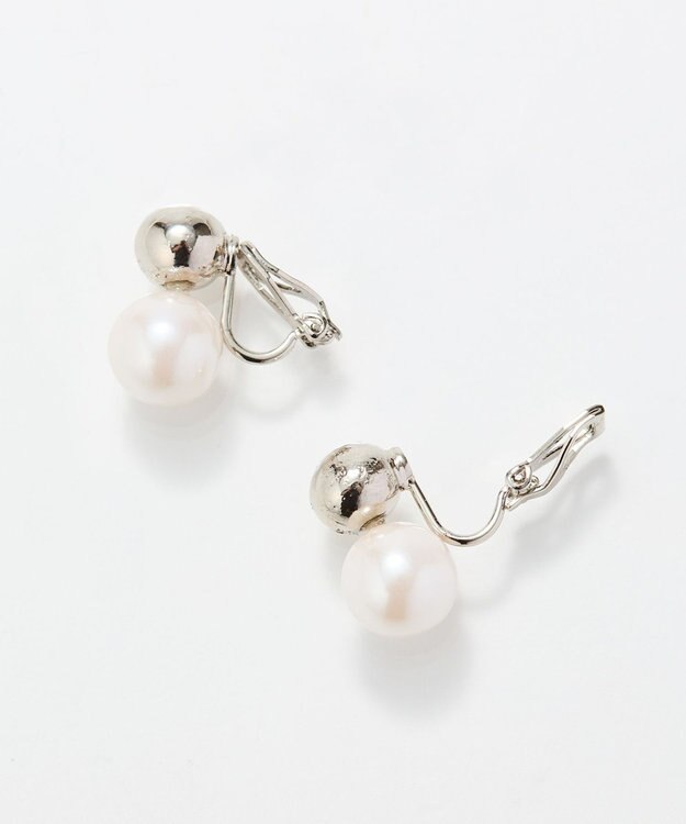 Phoebe ツインパールメタルイヤリング　シルバー シルバー