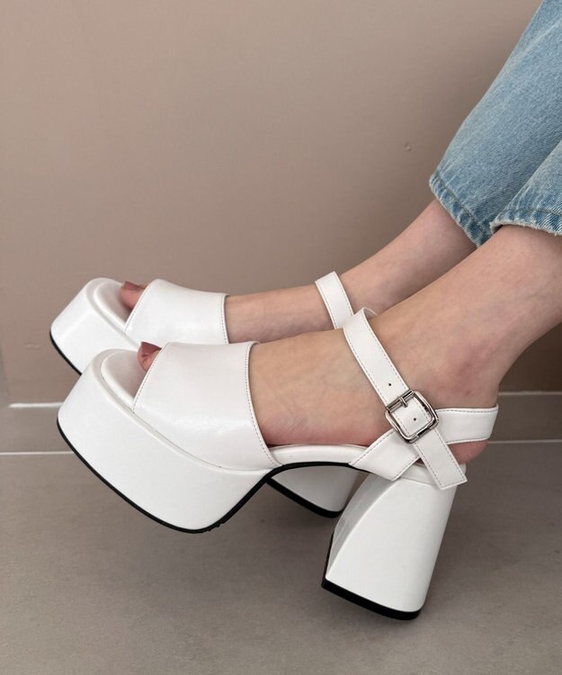 WEGO ストーム付きヒールサンダル ホワイト