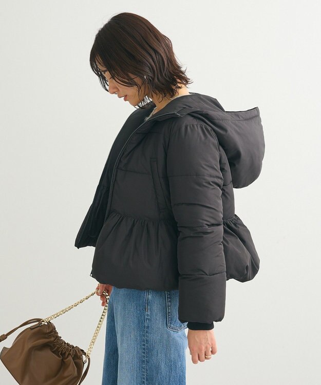 Green Parks ・ｓｗｉｎｇ　ｂｙ　ファイバーダウンペプラムコート Black