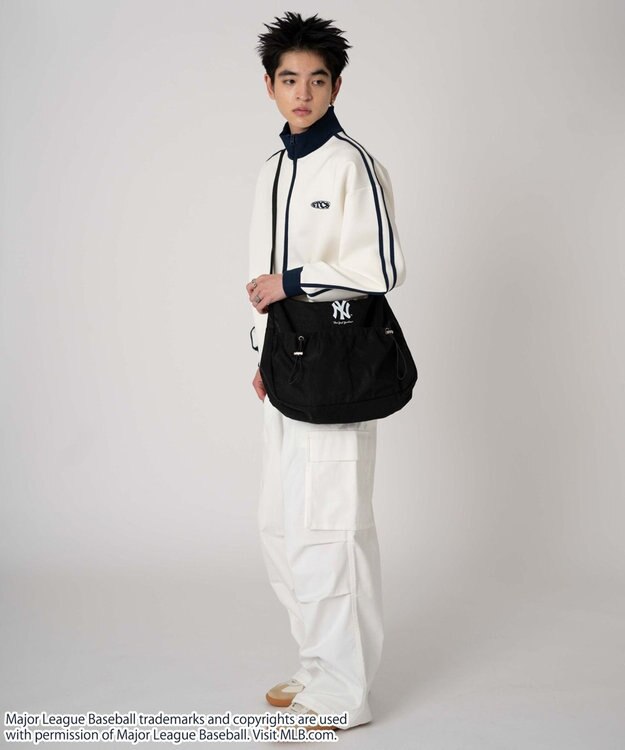 WEGO 【ユニセックス着用ITEM】別注MLBドロストポケットショルダー ブラック