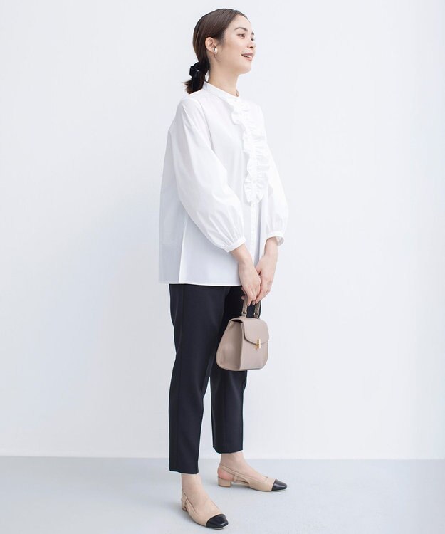 組曲 コンパクトシャーティング フリルブラウス アイボリー系