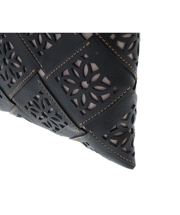 genten サステナブルカットワーク ショルダーバッグ クロ