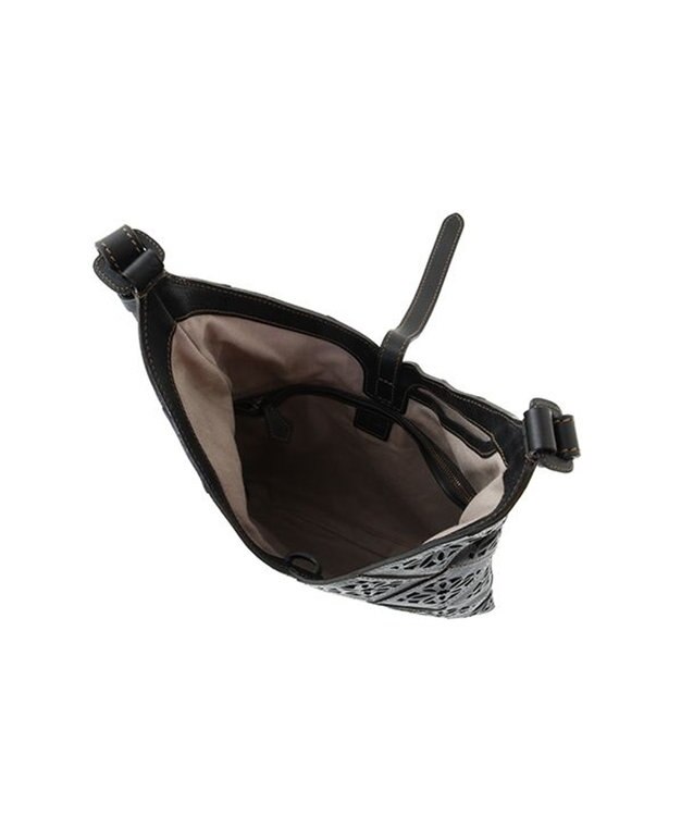 genten サステナブルカットワーク ショルダーバッグ クロ