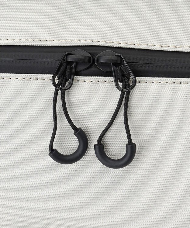 Y'SACCS 【大人のおしゃれ手帖5月号掲載】鶴田真由×Y'SACCS　フラップリュックサック アイボリー