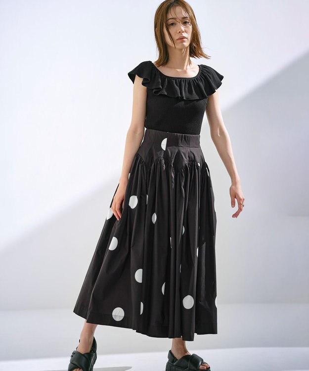 組曲 L 【組曲×setsuko sagittaire】カップ付きフリルTシャツ ブラック系