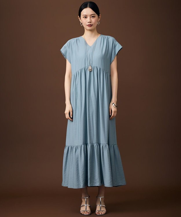 自由区 【WEB限定・大人気素材のNEWアイテム】エアリーツイルティアード ワンピース サックス