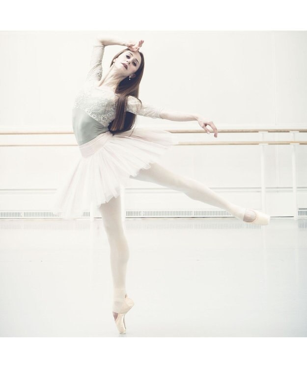 Chacott 【Nela ライン】6分袖レオタード エバーグリーン