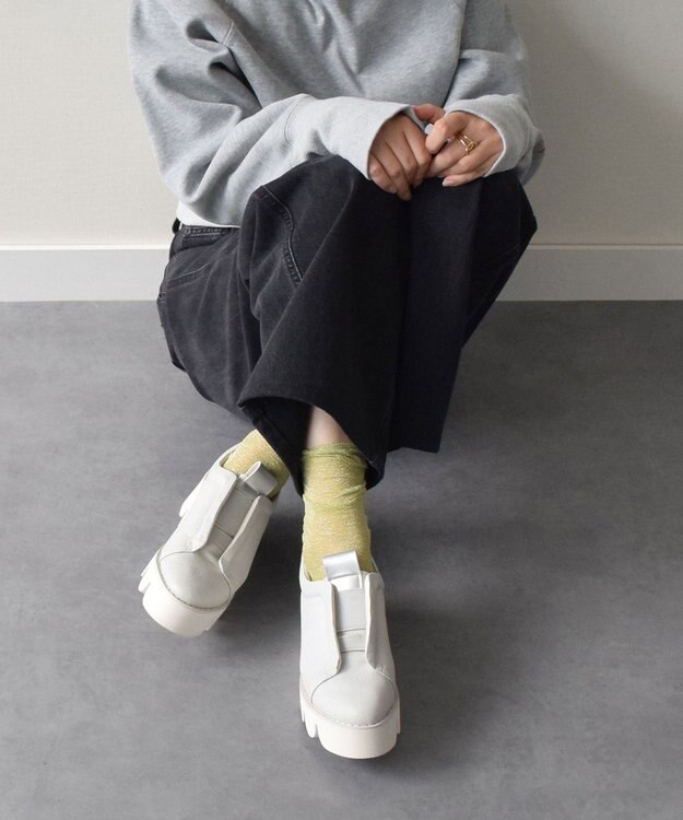 Bridget Birkin 【Round About】甲ゴムヒールアップスニーカー ライトグレー