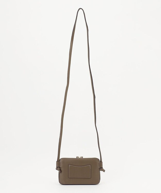 LA BAGAGERIE 【レザー×ステッチ】スクエアマルチポシェット グレージュ