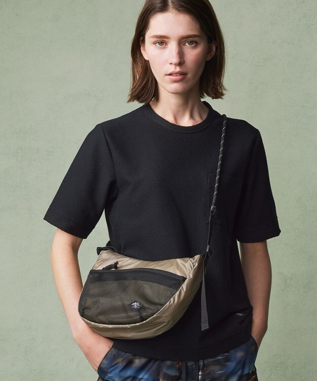 JOSEPH ABBOUD MOUNTAIN 【MADE IN JAPAN/吸水速乾】ダイヤモンドワッフル アウトドア Tシャツ ブラック系