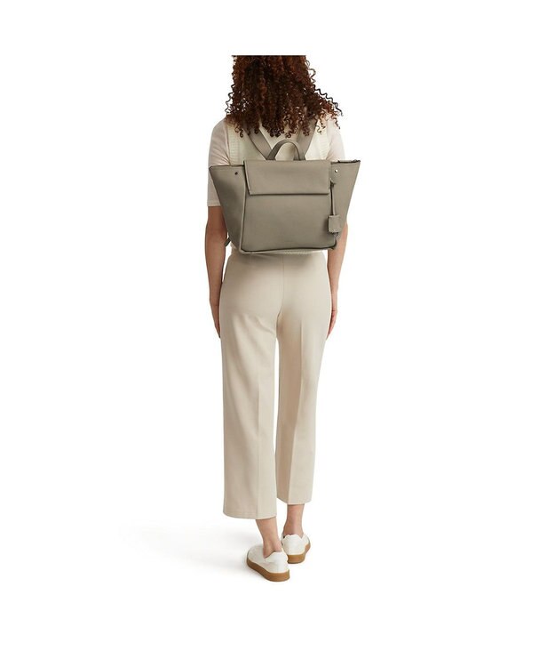 TUMI リュック レディス GEORGICA 「フェアリア」バックパック TAUPE