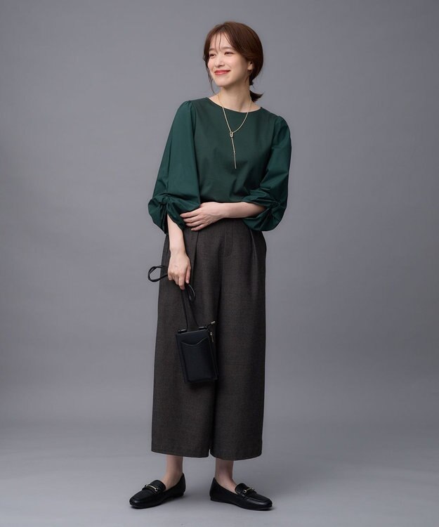 ANY 【洗濯機可】着映える袖ねじりトップス グリーン