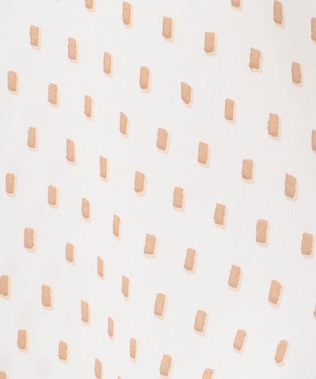 ICB L 【新色追加・WEB限定カラーあり】BackSatinAmunzen 5分袖バンドカラーブラウス オフホワイト×ドット柄［WEB限定］