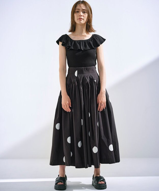 組曲 L 【組曲×setsuko sagittaire】カップ付きフリルTシャツ ブラック系