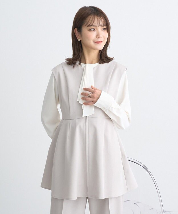 earth music&ecology ペプラムジップジレ Beige