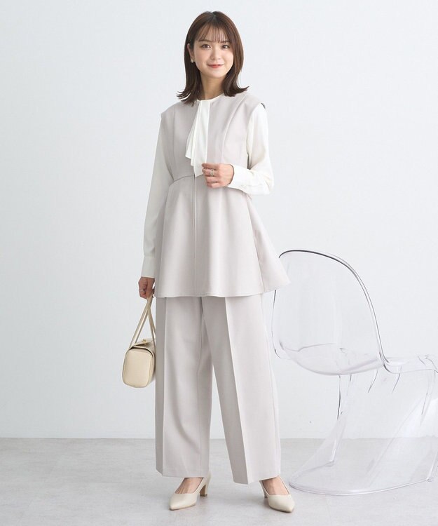 earth music&ecology ペプラムジップジレ Beige