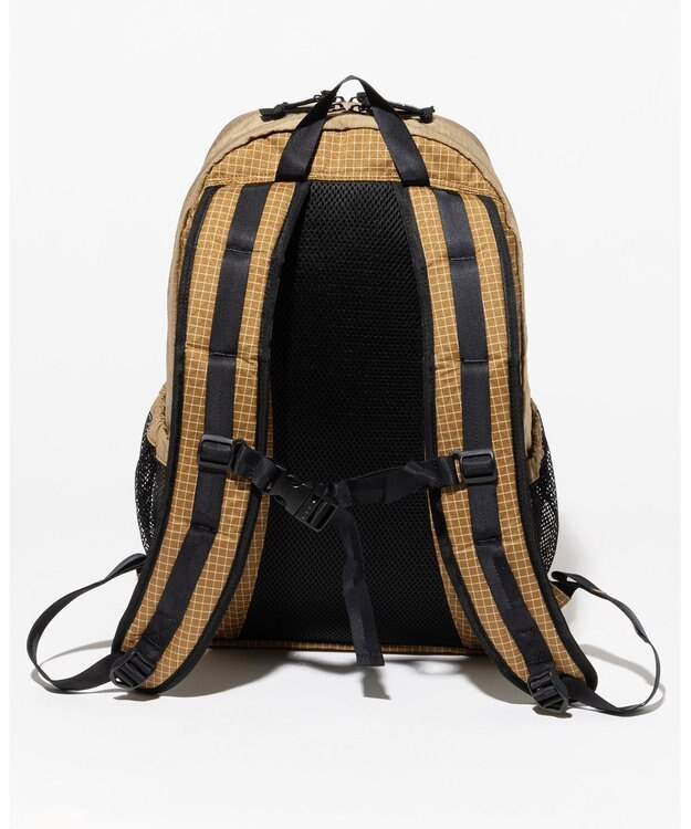 JOSEPH ABBOUD MOUNTAIN 【CREA掲載・軽量/ECO撥水】ナイロンリップクロス バックパック 21L ベージュ系
