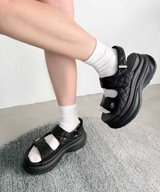 WEGO 【MLサイズ展開】厚底キルティングサンダル ブラック