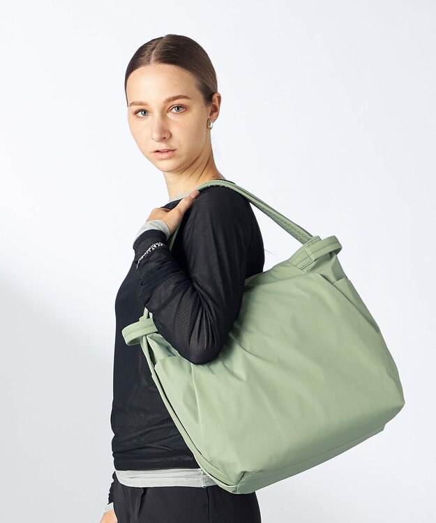 Y'SACCS 【ナイロンタフタ】トラベルショルダーリュック ライトグリーン