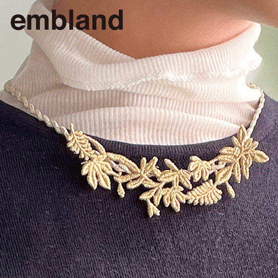 【embland】コーデに華やかさを リーフアクセサリー