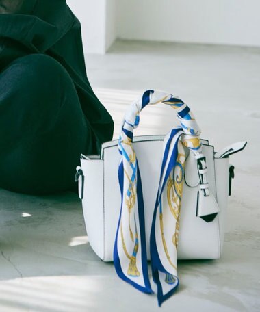 Marca 【 Marcaオリジナル】馬具と鞭 菱形スカーフ シルクツイル