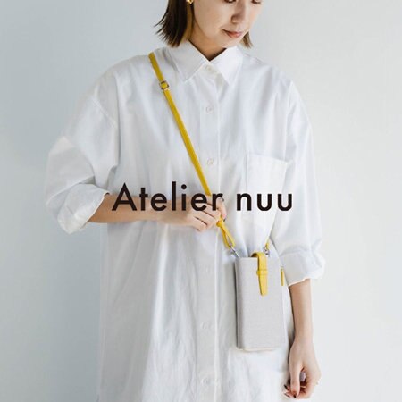 大人女子のマストアイテム！夏は軽やかにスマホショルダーでお出かけ♪