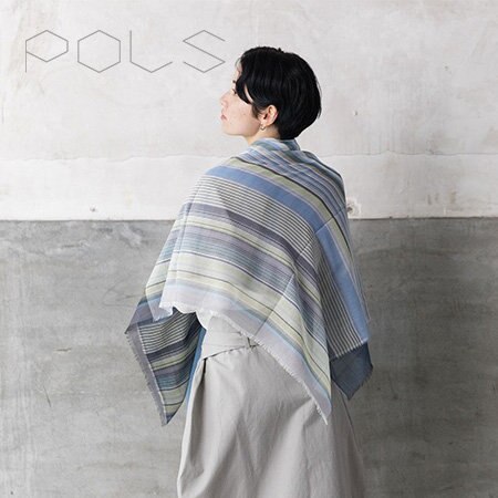 日差しや冷房から守ってくれるストール