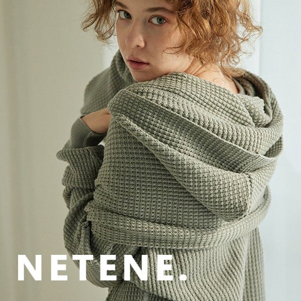 季節の変わり目に重宝する、新作ニットの調温アイテム