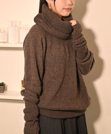 TOQUE 〈大草直子さんアドバイザー〉ベビーアルパカ×ウール縮絨ニットラグランスリーブ