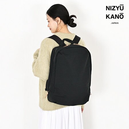 お出かけの相棒、収納力抜群日本製バッグ！