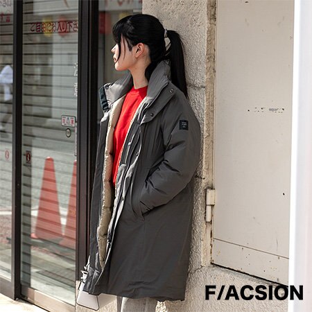 肌寒い時期にほしい、羽織れて防水の万能ウェア