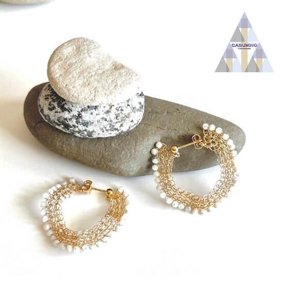 【新作入荷】白蝶貝した華やぎのワイヤーワークアクセサリー