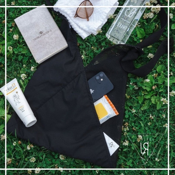 【LIVERAL】傘以上の機能性で雨にも負けないショルダーバッグ