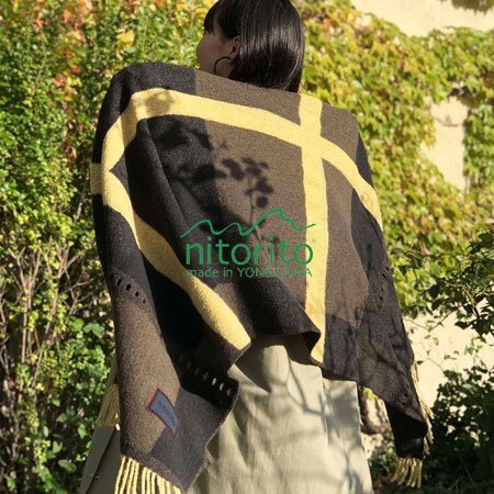 秋の装いに彩りをnitoritoのストールが入荷しました