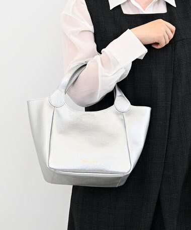 Hekhèr Le Style de Vie 新素材・新色【日本製/セレモニーにも】シュリンクレザー ハンドバッグ small シルバー