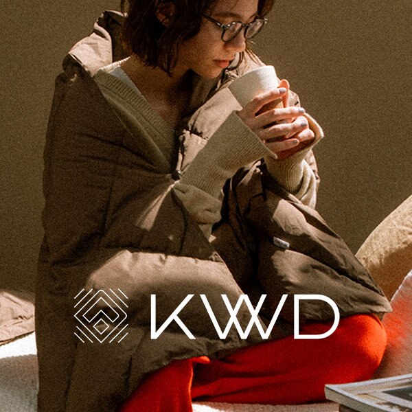 羽毛の静かなあたたかさに包み込まれる。新しいダウンコート