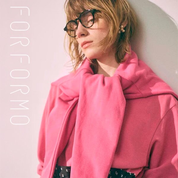 着るだけで決まる、秋の主役トップス。